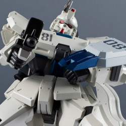 GUNDAM UNIVERSE Figurine Gundam RX-79 Ez-8 Bandai