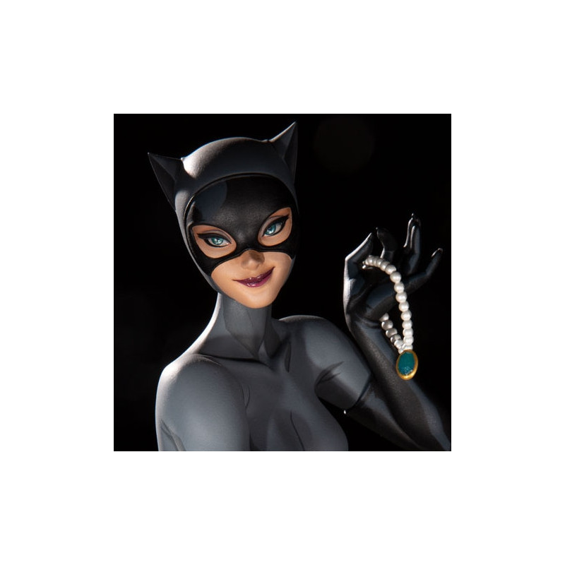 DC COMICS Statuette Catwoman by Stanley Lau DC Direct