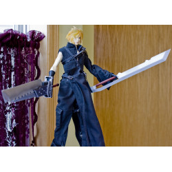 FINAL FANTASY VII: ADVENT CHILDREN Cloud Strife Masterpiece