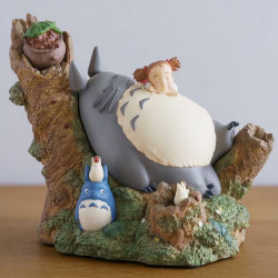 MON VOISIN TOTORO Statue Totoro & Mei Sieste Benelic