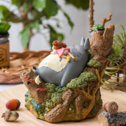 MON VOISIN TOTORO Statue Totoro & Mei Sieste Benelic