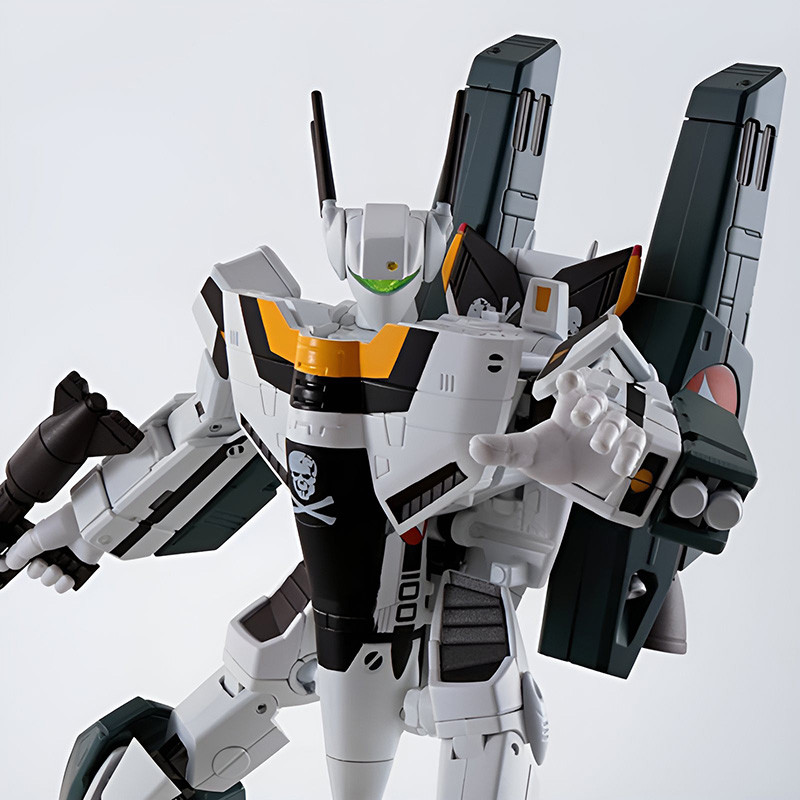 Hi-Metal R VF-1S Valkyrie Hikaru Ichijo Bandai Macross