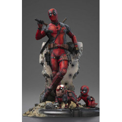 Statue Deadpool Art Scale Iron Studios Deadpool & Wolverine