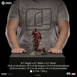 Statue Deadpool Art Scale Iron Studios Deadpool & Wolverine