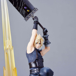 Figurine Cloud Strife Square Enix Final Fantasy VII Rebirth