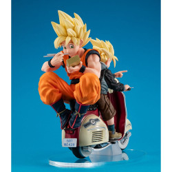 Figurine Super Saiyan Goku & Super Saiyan Son Gohan & Motorbike Desktop Real McCoy Megahouse Dragon Ball Z