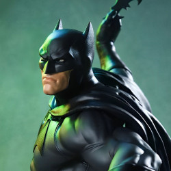 Statue 1/4 Batman Black and Gray Edition Tweeterhead DC Comics