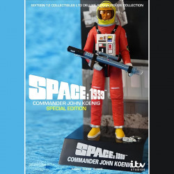 SPACE 1999 Figurine Commander John Koenig Sixteen 12