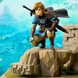 ZELDA Tears of the Kingdom Figurine Link Figurizm Alpha Sega