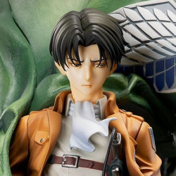 ATTACK ON Titan Figurine Levi Ackerman Hobby Max