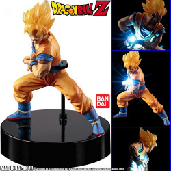  DRAGON BALL Z figurine HG Son Goku Super Saiyan Kameha Bandai