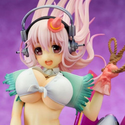 SUPER SONICO Statuette Super Sonico Love Bomber Ques Q