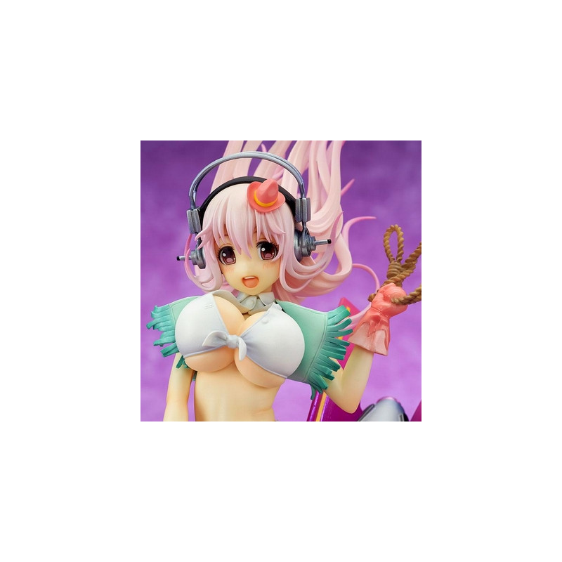 SUPER SONICO Statuette Super Sonico Love Bomber Ques Q